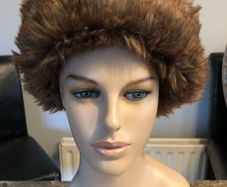 Angela  & William hat