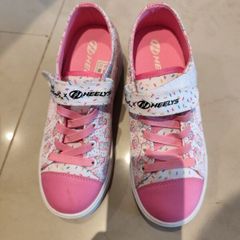 Simpson heelys