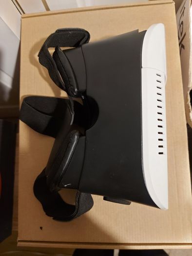 KSIX Virtual Reality Glasses, in excellent like new condition