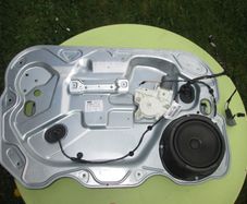 Ford Focus MK2 Front Window Regulator