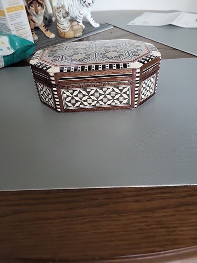 Jewellery/trinket box