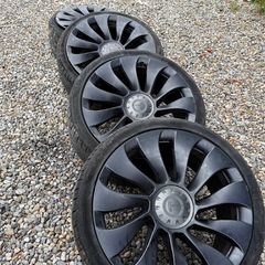 Tesla Model Y 21 Wheels 4  Cheap Quick Sale
