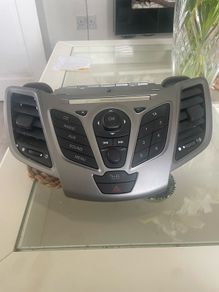 Ford fiesta radio