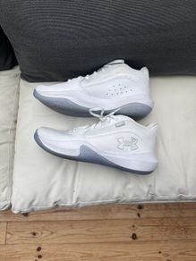 Under Armour Runners