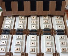 Infineon Technologies IGBT Module IGBT 1200V 300A FF400R12KT3