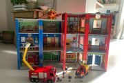 Fireman Sam bundle with Toy Fire station.