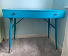 Bedroom desk teal