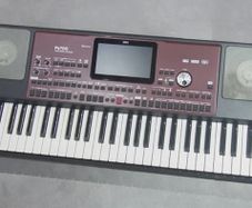 korg PA 700 Arranger keyboard
