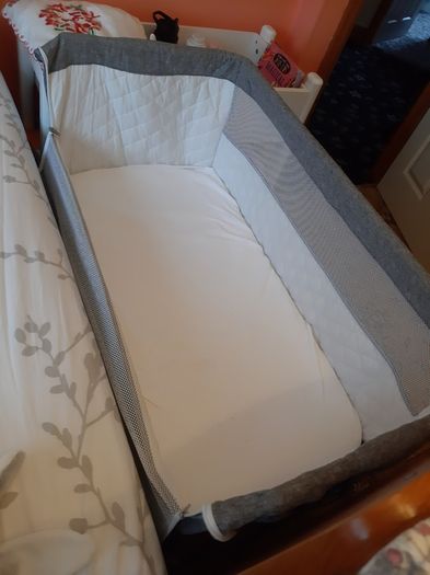 Bedside crib/ coosleeper