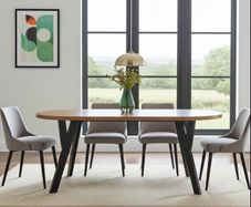 Extendable dinning table
