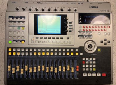 Yamaha AW4416 Professional Audio Workstation + CD-RW Drive