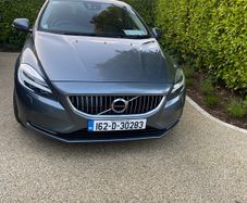 2016 Volvo V40