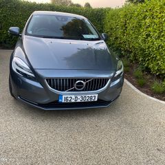 2016 Volvo V40
