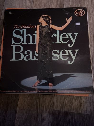 Shirley Bassey vinyl  LPs