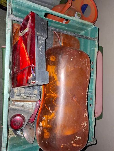 old miscellaneous trailer lights