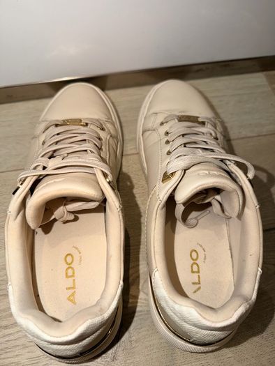 ALDO Women's Beige Leather Low Top Trainers - size UK 5