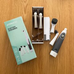 Electric scrubber
