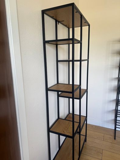 Shelving unit