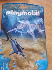 BRAND NEW Playmobil Swordfish With Baby 9068 Action Figures