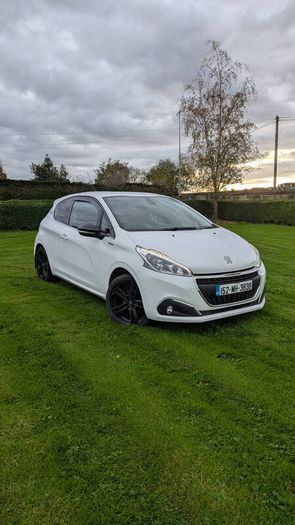 2015 Peugeot 208