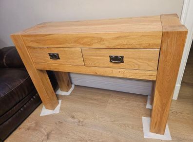 oak consol table