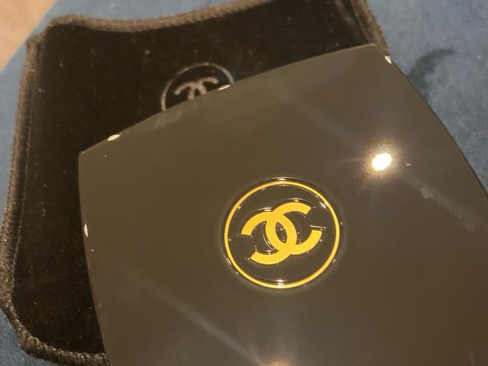 Chanel Eye Duo + mirror