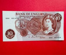 England. 10/shillings  1962  Pick  373b( Uncirculated )