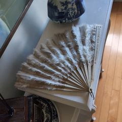 Antique Burlesque ostrich fan