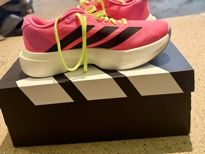 Running shoes women