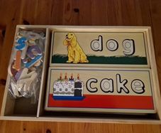 Melissa & Doug Spelling Toy