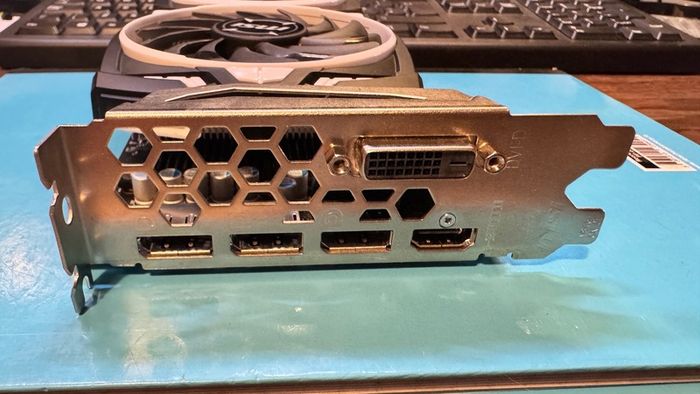 MSI Radeon RX 570 Armor 8GB OC Graphics card