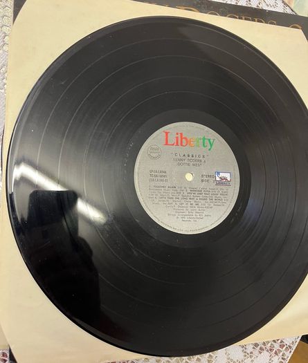 Classic by Kenny roger Dottie West lp vinyl