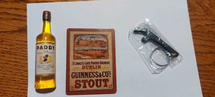 2 x fridge magnets and heineken key ring job lot. ,1 x of paddy advertising bottle magnet ,1x of Guinness magnet, 1 x heineken bottle opener key ring,jot lot ,free shipping within Ireland, or if buyer collects cheaper,,thank you