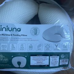 Breast / Nursing / Feeding Pillow