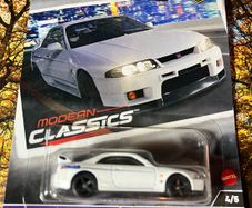 Nissan R33 Skyline Hot Wheels