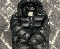 moncler maya