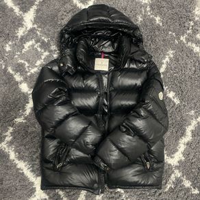 moncler maya