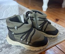 kids shoes