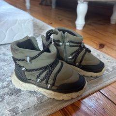 kids shoes