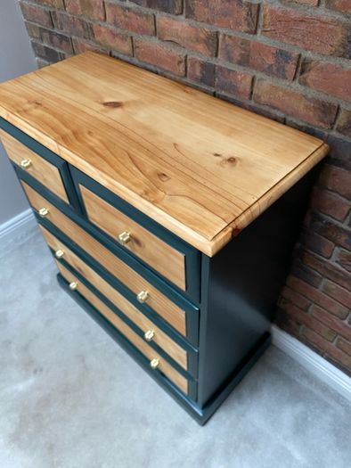 Solid wood Chest of Drawers
