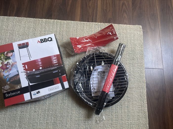 Charcoal barbecue
