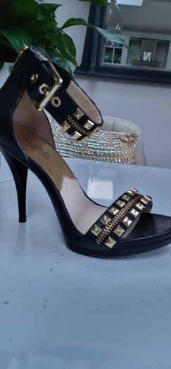 Michael Kors black and gold sandals Sz 40 (Fit 7-7.5UK) - Bnwot Rrp 240