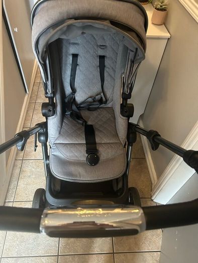 Silver cross travel system