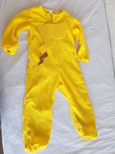 pikachu pokemon costume