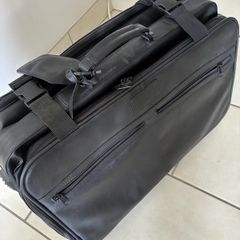 Exceptional Leather Travel Bag/ Suitcase