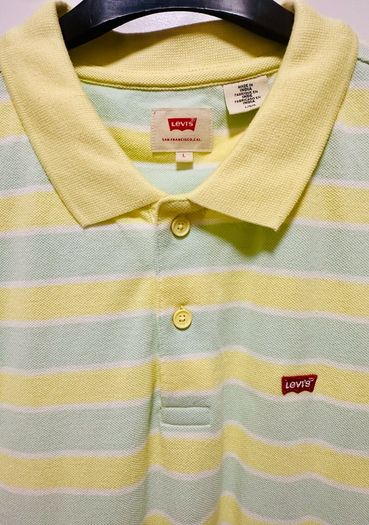 Levi's