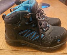 kids walking shoes