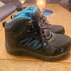 kids walking shoes