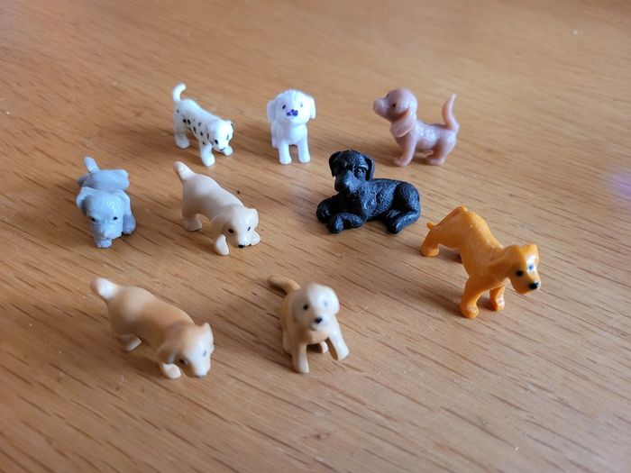 Handmade dog / puppy sets for dolls houses + kennels etc