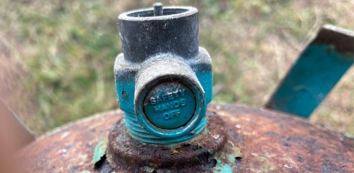 2 empty gas cylinders